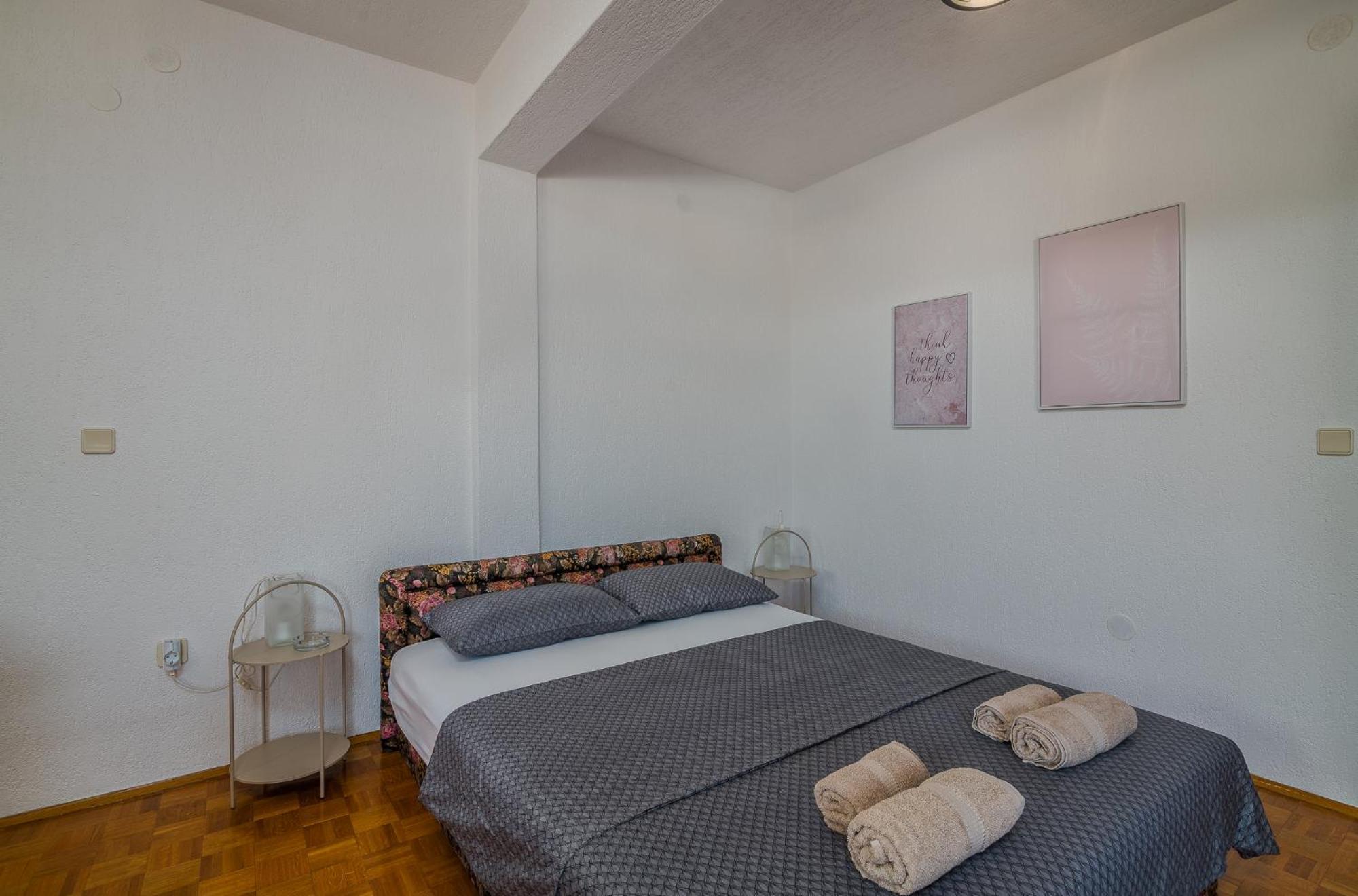Apartments Bahar Krk Krk Town Room photo